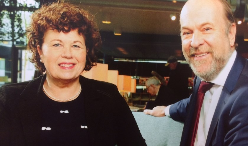 Burgemeesters Kompier (l) en Blase.