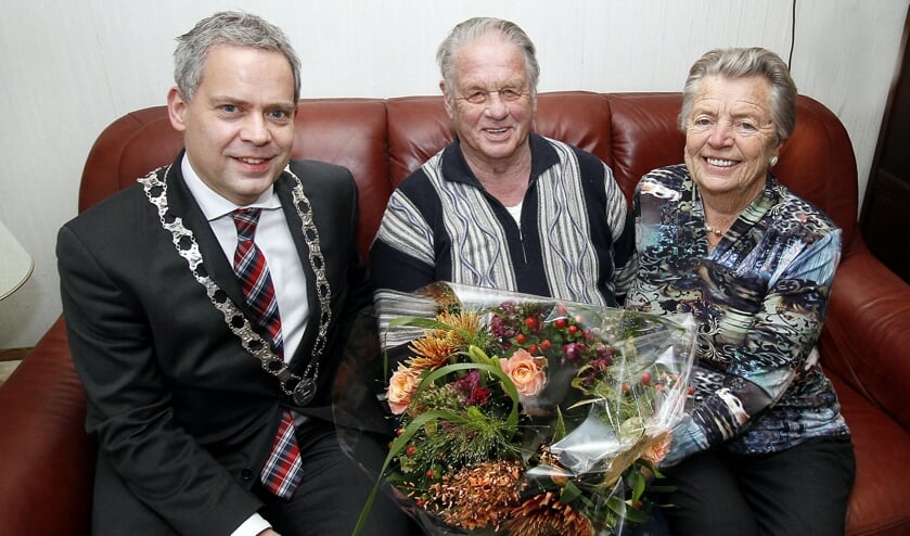 Burgemeester Dennis Straat kwam op visite.