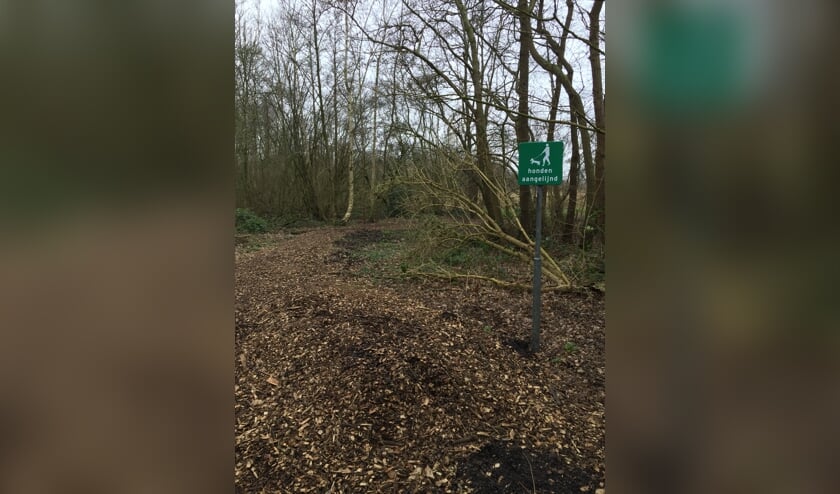 De bordjes zijn opnieuw geplaatst.