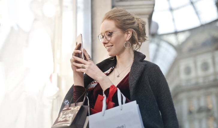 Alkmaar wil er alles aan doen om de shoppende consument in het straatbeeld te houden