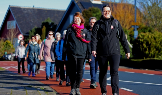 Jolanda Huiting - voor corona - tijdens een van haar wandelingen.