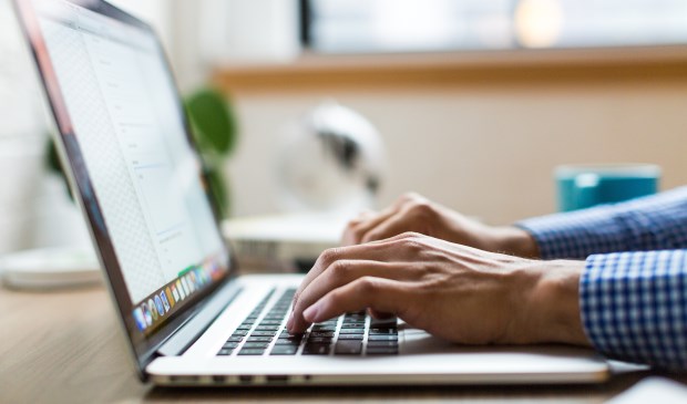 De Waaier vraagt laptops voor leerlingen, ouderen en patiënten