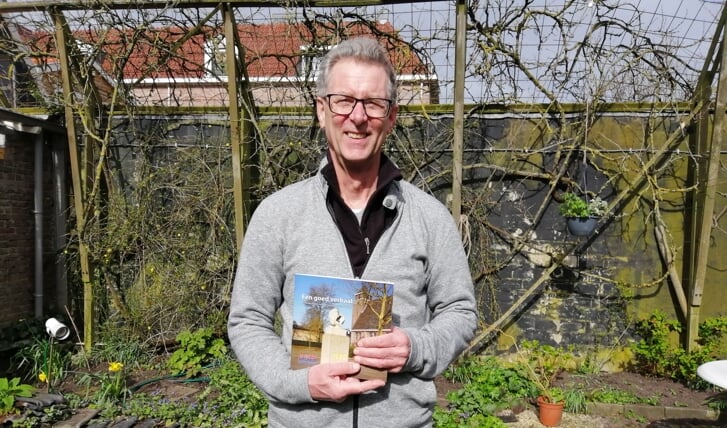 Jan Rijswijk heeft het boek samengesteld.