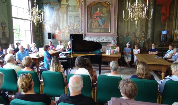 De pianowandeling is een evenement dat al zestien jaar loopt.
