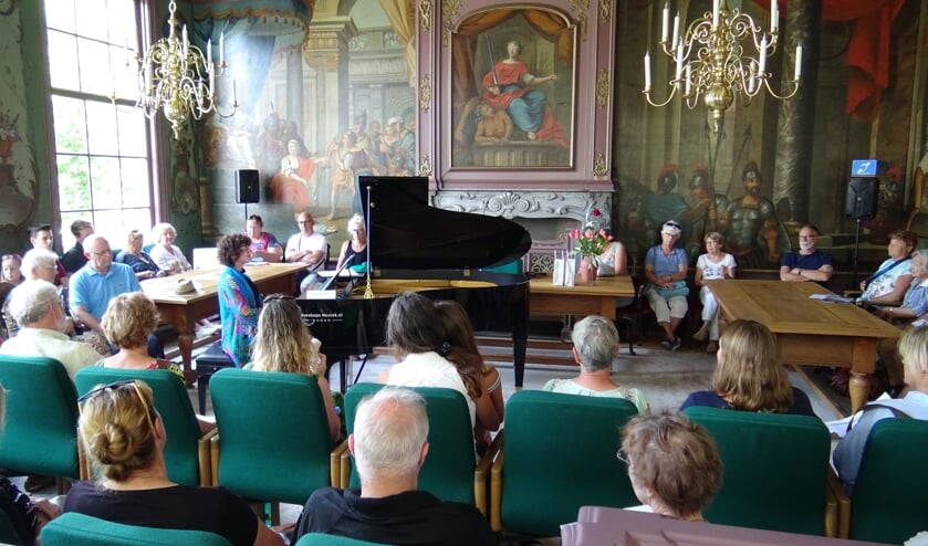 De pianowandeling is een evenement dat al zestien jaar loopt.