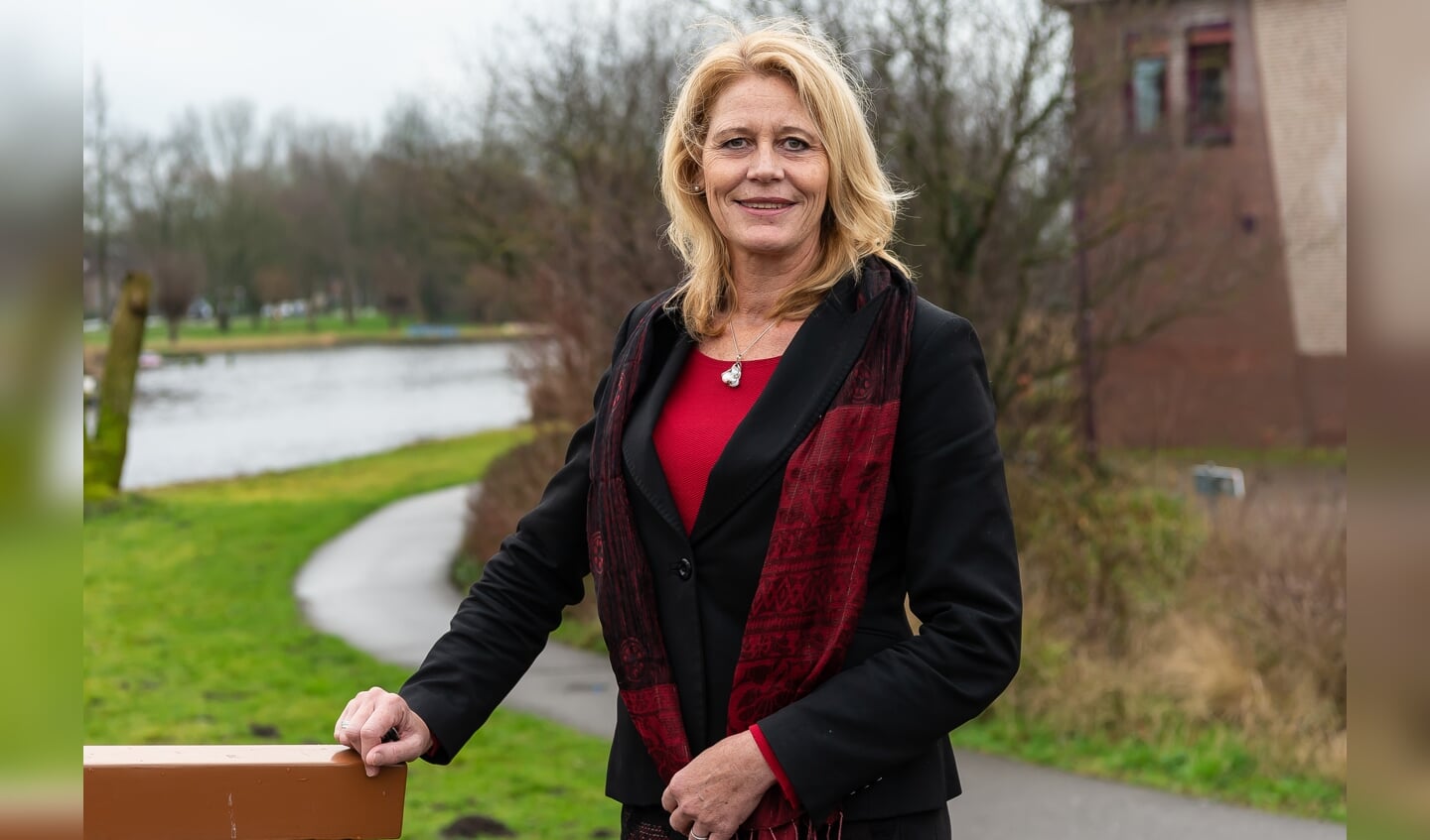 Luzette Kroon was sinds 2012 burgemeester van Waterland.