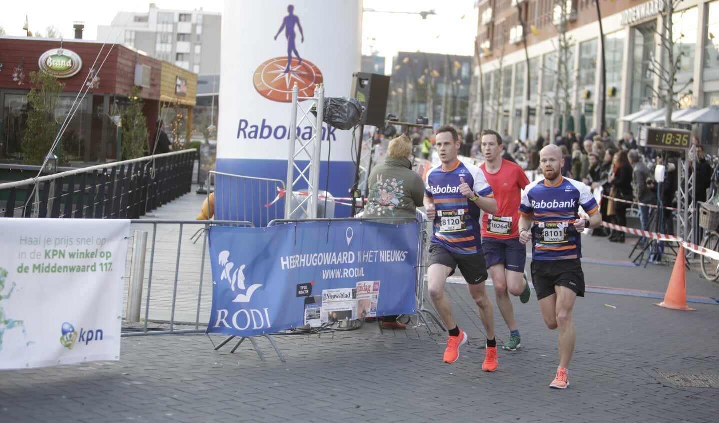 De koplopers in de wedstrijd over vijf kilometer.