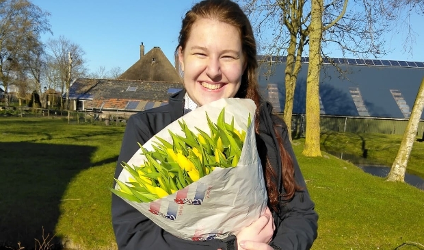 Linda de Rooij is de eerste student van Inholland Alkmaar die via Skype haar diploma behaalde.