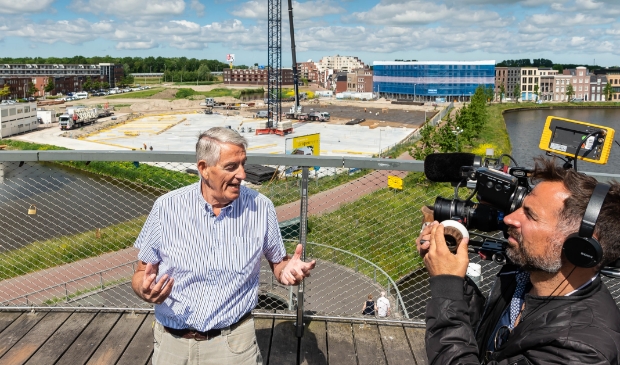 Dick Blokker laat Nieuwsuur de mooie plekjes zien in Purmerend.