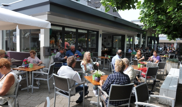 De terrassen gaan 1 juni weer open.