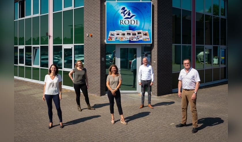 Rachel en Simone van Hayhoe (links) en Nelleke, Jeroen en John van Rodi Media heten de PRO-ondernemers welkom op 4 juni.