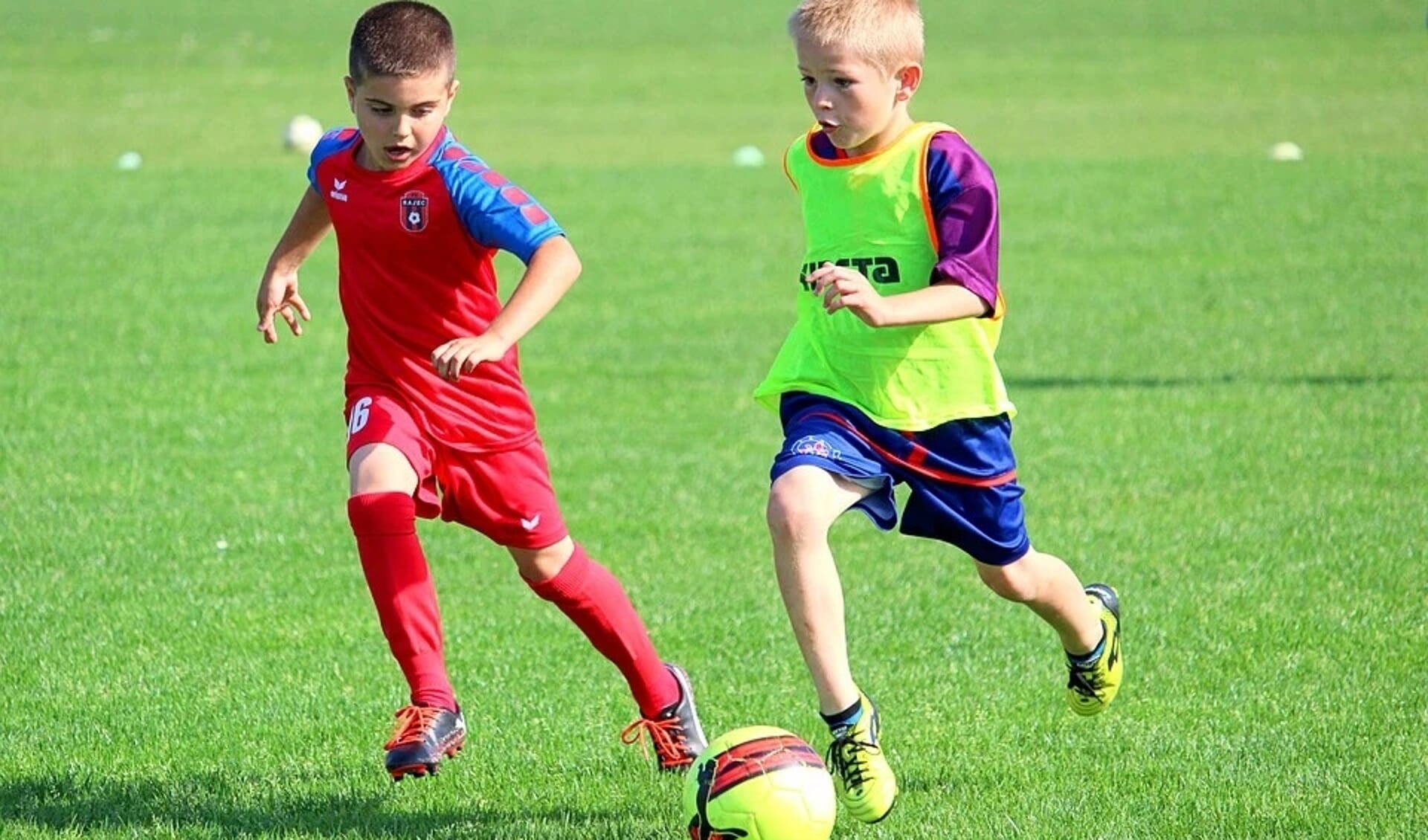 Stichting Leergeld zorgt ervoor dat ook kinderen die opgroeien in armoede, lid kunnen worden van een sportvereniging.