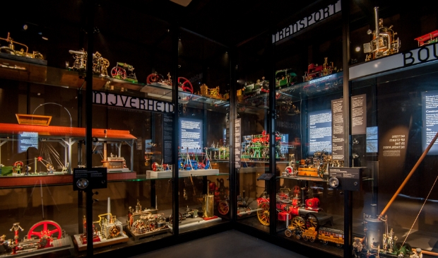 Zoek de link op de website en ga virtueel door het Stoommachinemuseum.