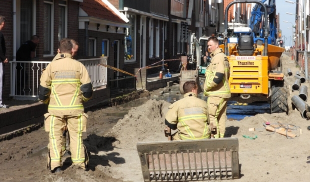 Werkzaamheden aan het Zuideinde in Volendam.