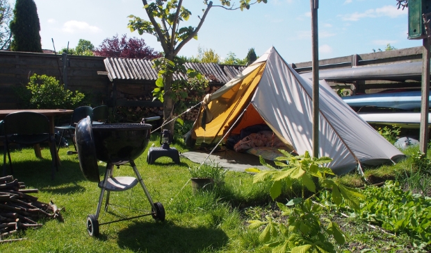 Gaan we deze zomer allemaal Thuiskamperen in en om huis? Rodi Media collega Bart Agterberg heeft er goede ervaringen mee.