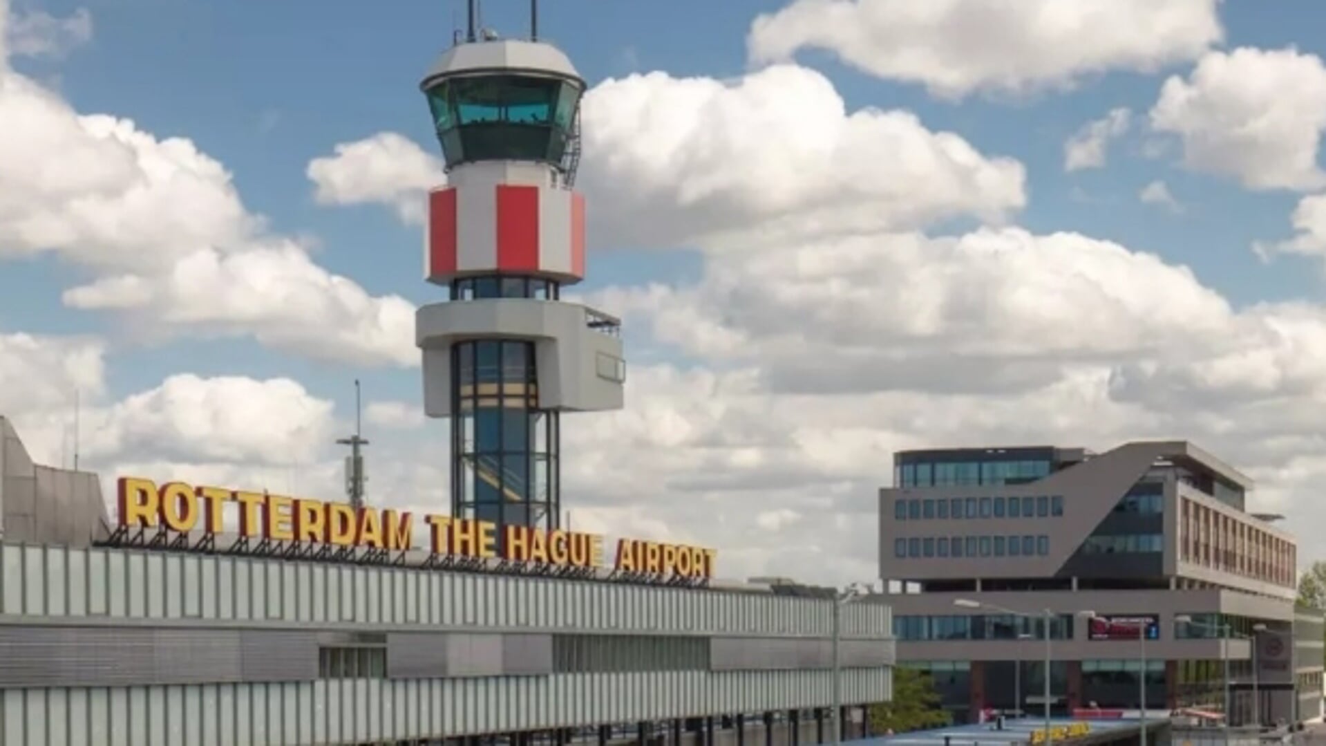 Laat u informeren over Rotterdam The Hague Airport
