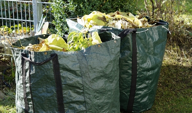 Je tuinafval kun je kwijt bij Lodder B.V. in Zuiderwoude.