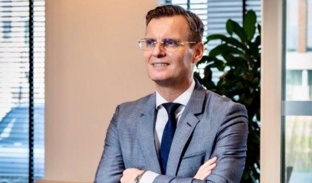 Mr. Evert Hoekstra.