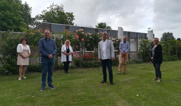 Bestuur WIJ-Allemaal onder leiding van Frits Hamann.
