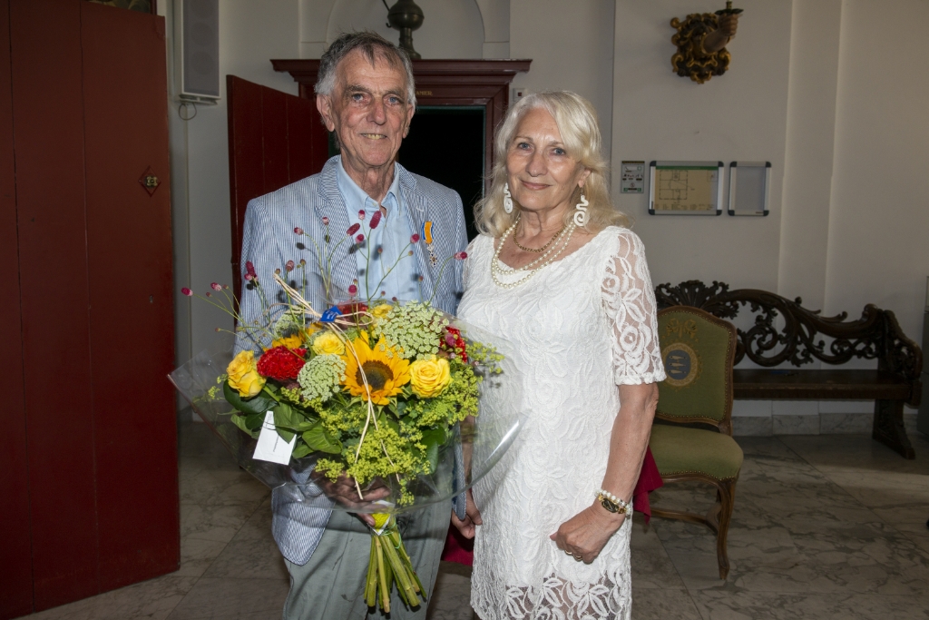 Een onderscheiding voor Enkhuizer Gerrit Harlaar.