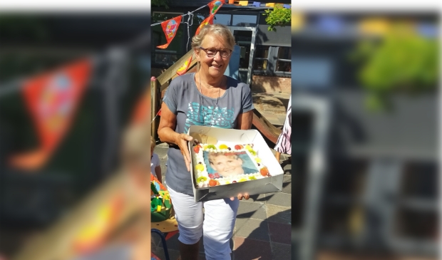 Kinderen, ouders en collega's van de PetteVlet gaan juf Janny vreselijk missen!