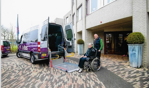 De belbus rijdt weer, zorg wel voor een mondkapje