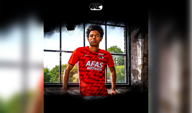 Het nieuwe thuisshirt van AZ