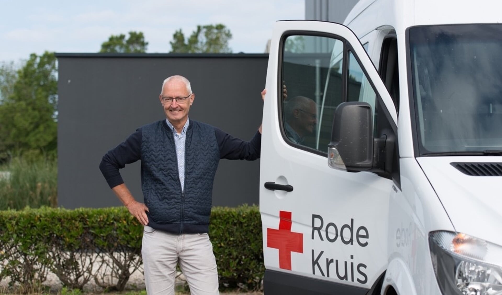 Cees Kroon, voorzitter van de afdeling Noord-Kennemerland van het Rode Kruis zet zich in voor ‘zijn afdeling’.