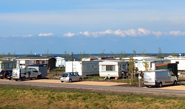 <p>Camping Enkhuizerzand: inwoners voelen zich nog steeds niet gehoord.</p>