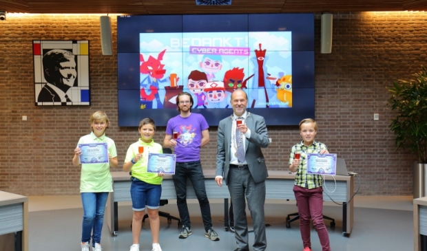 Liam, Maarten en Jelte zijn de nieuwe Junior Cyber Agents van Heerhugowaard.