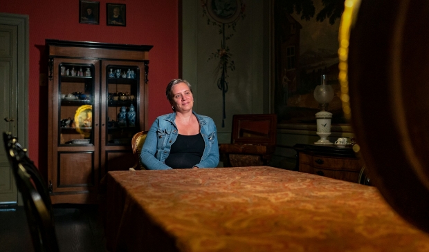 Jikkemien Kuypers oog in oog met de geschiedenis.