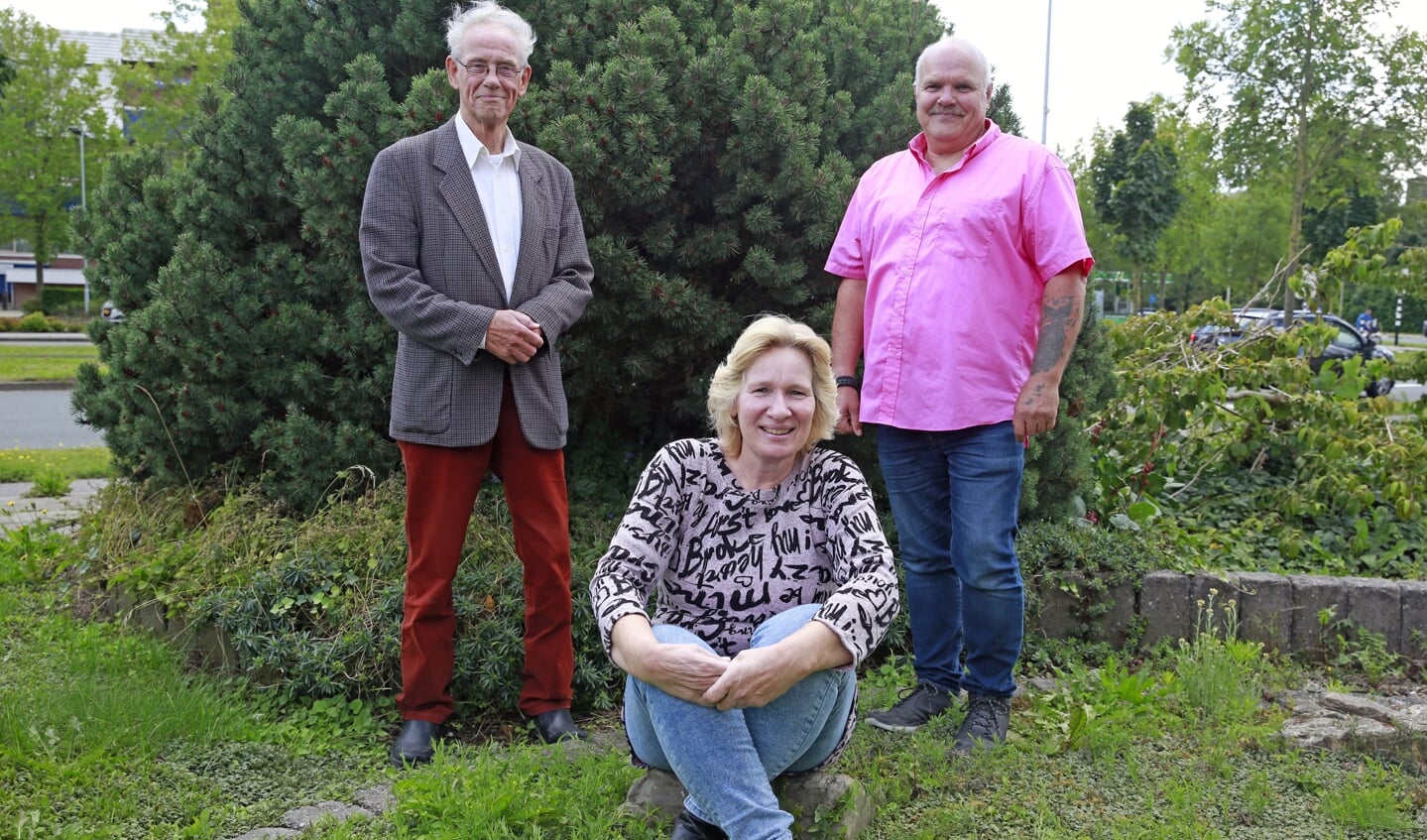 Wim Schuijlenburg (l), Evelyn Mulder en Willem Bakker.