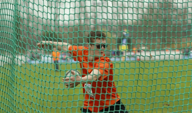 Sebastiaan Bonte in actie met de discus.