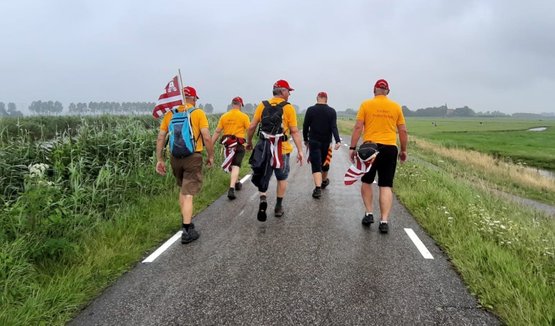 Vijf mannen tijdens 'De 50 van Alkmaar'.