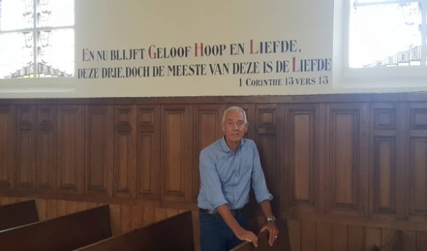 Marien Schrijver in het Vredeskerkje