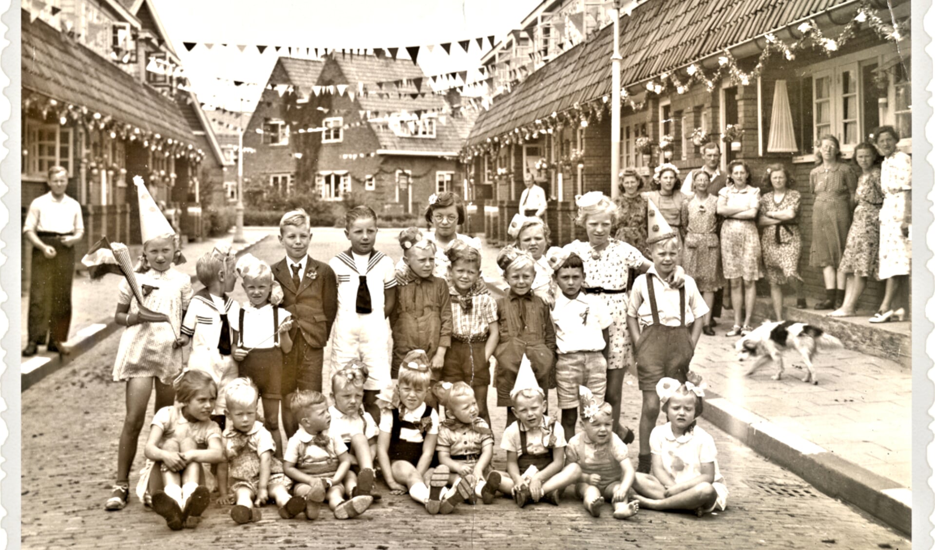 Bevrijdingsfeest juni 1945 in de Oosthuizenstraat.