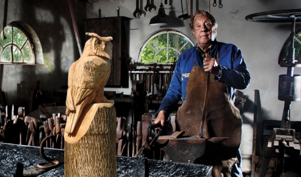 <p>Vele ambachtslieden laten in het Stoommachinemuseum hun ambacht zien. (Foto: Duco de Vries)</p>