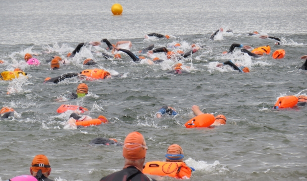 <p>Bij het evenement Zwemmeland mochten Jordy Kok (heren) en Nicky van Bruggen (dames) zich de winnaars noemen dit jaar. </p>