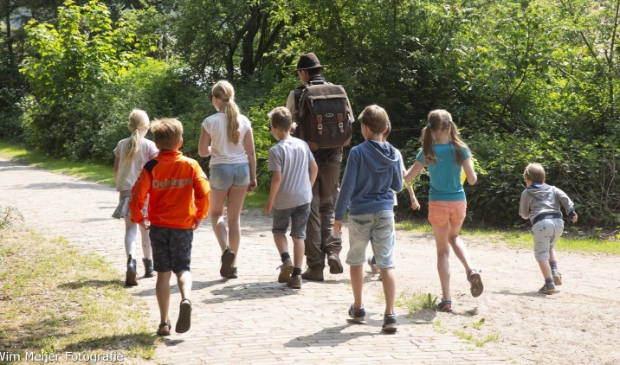 <p>Wandeling met de boswachter.</p>