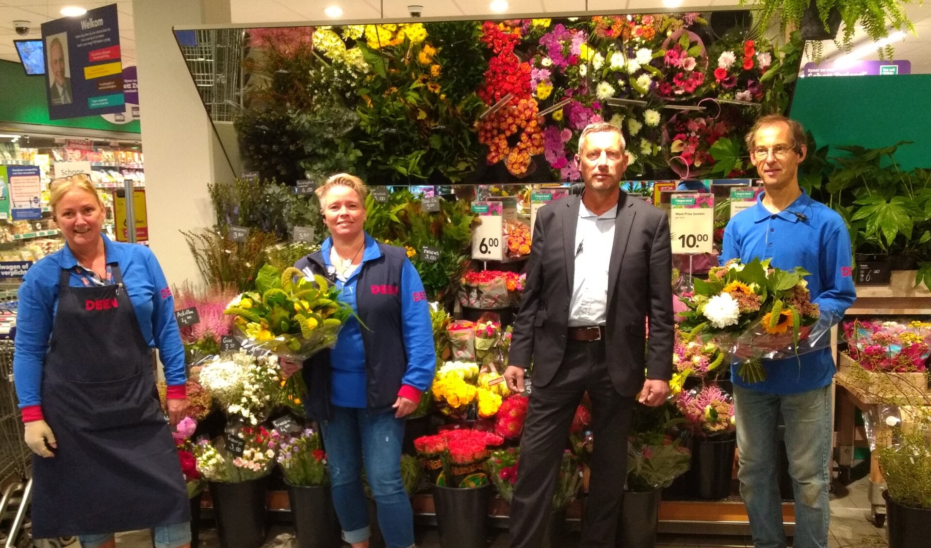 Medewerkers van Deen kunnen de bloemetjes buiten zetten met coronabonus.