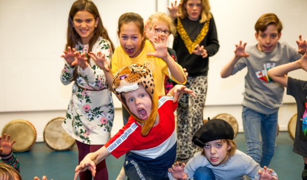 Kinderen uit de onderbouw en de bovenbouw kunnen ervaring opdoen met musical bij Cultuurhuis Heemskerk.