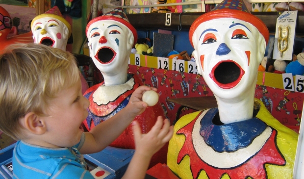 <p>Kom ook naar de kermis.</p>