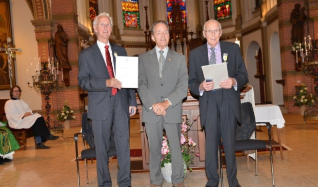 <p>Vlnr Jaap Wijte,hoofdkoster Wout de Reus en Cees Neeft.</p>