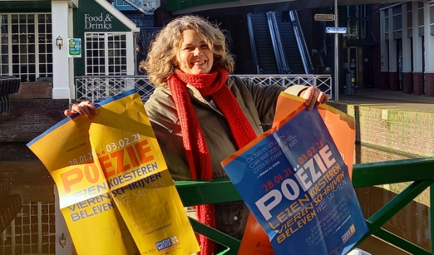 <p>Stadsdichter Ellis van Atten roept Zaankanters op mee te doen met de gedichtenwedstrijd in kader van de Poëzieweek. </p>
