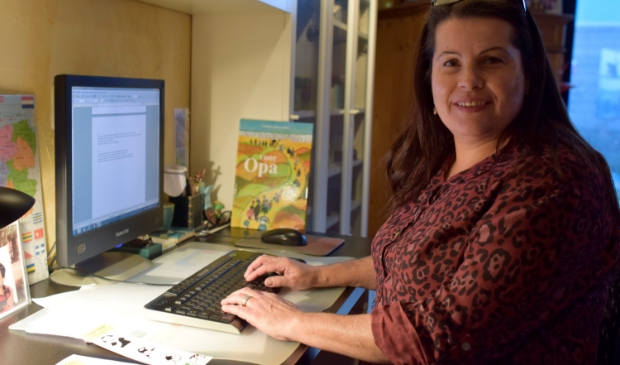Claudia is alweer begonnen aan een nieuw verhaal voor het volgende prentenboek.