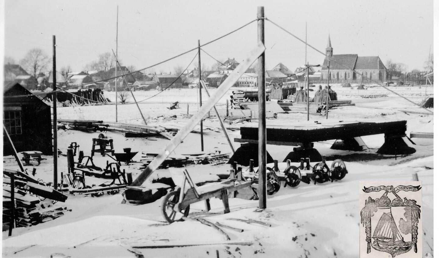 Locatie schuitenhelling-werkplaats sluis 1940 met wapen.