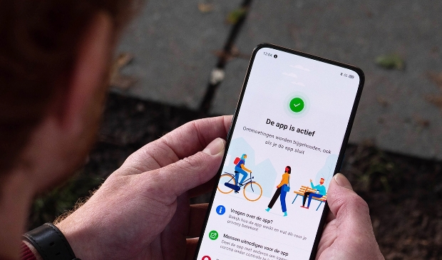 <p>Al 100.000 mensen waarschuwden anderen via de CoronaMelder app.</p>