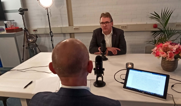 <p>Een huisarts wordt gehoord tijdens de Buiten Parlementaire Onderzoeks Commissie.</p>