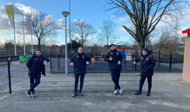 <p>De jeugdtrainers zijn ook volgend seizoen actief bij De Kennemers.</p>