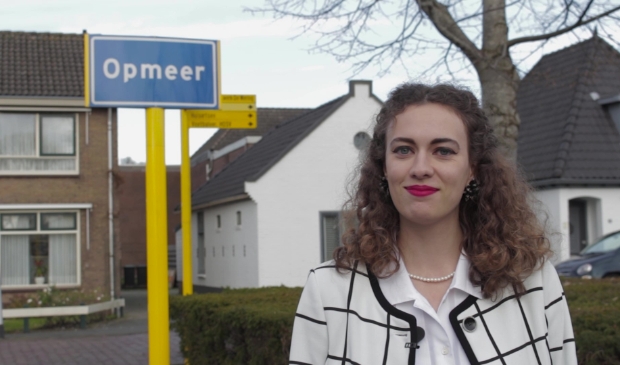 <p>Elise Salman wil jongste vrouwelijke burgemeester ooit worden!</p>